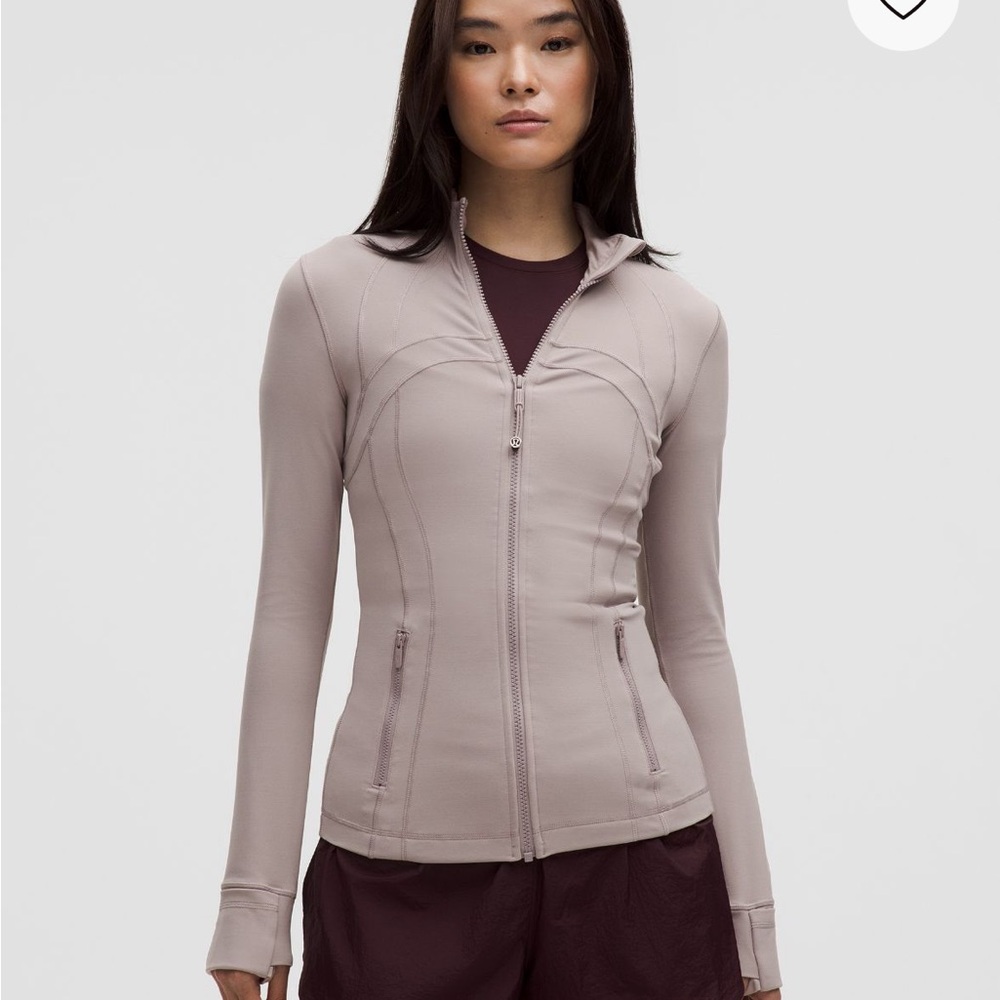 EUC lululemon athletica mauve grey define jacket, size 6